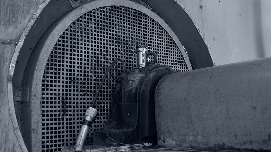 Airius sensor, the battery-powered version, installed on a machine